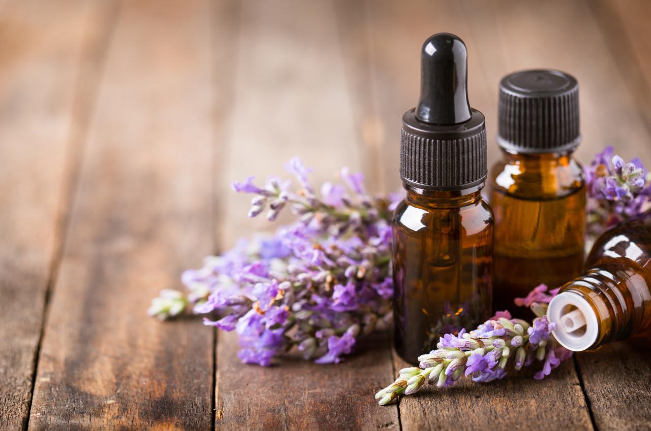 Aromatherapy essential oils use body beauty face